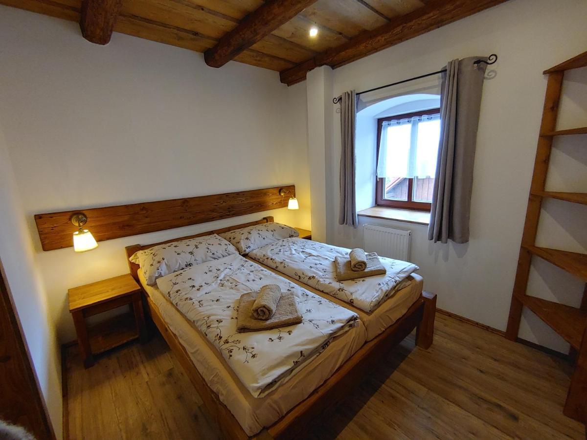 U Mikesu Apartment Vyšší Brod Bagian luar foto