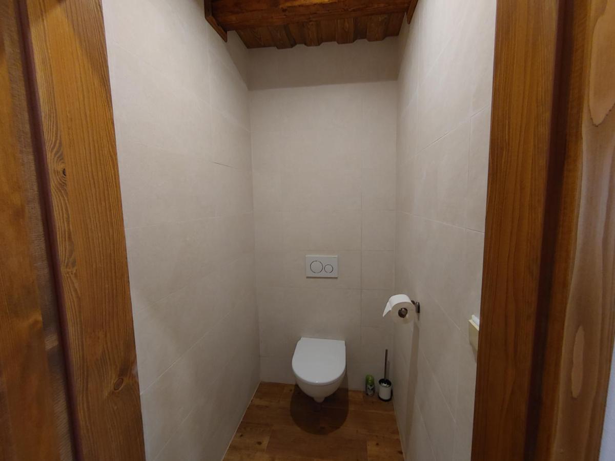 U Mikesu Apartment Vyšší Brod Bagian luar foto