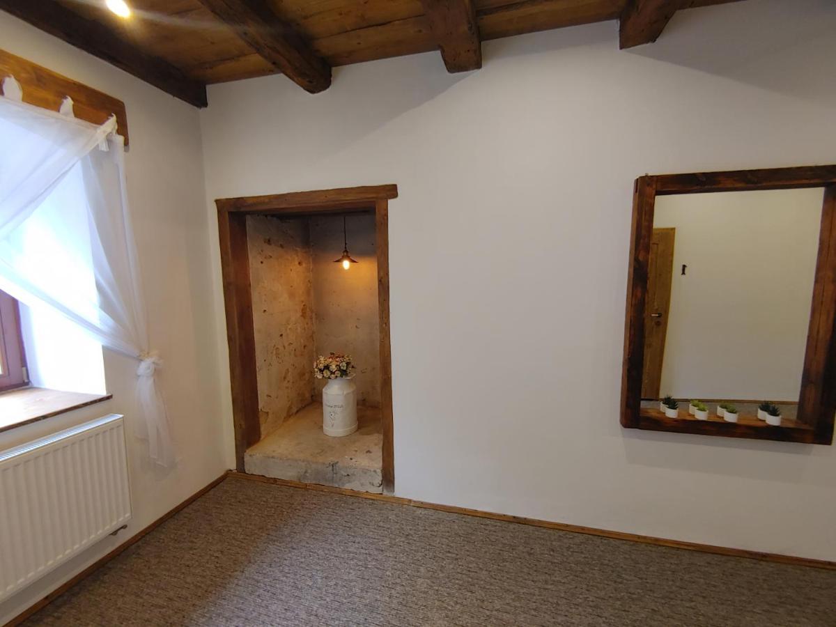 U Mikesu Apartment Vyšší Brod Bagian luar foto